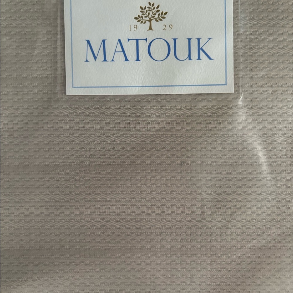 Matouk Augusta matelasse Dune Cotton Euro Sham new 27x27